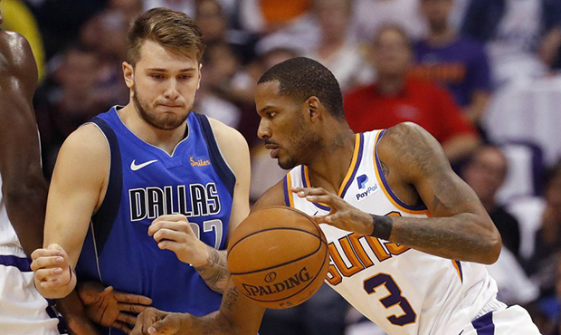 Phoenix Suns agree to trade Trevor Ariza to the Washington Wizards