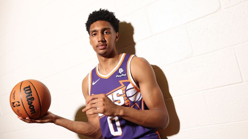 Ryan Dunn #0 of the Phoenix Suns poses for a portrait during the 2024 NBA Rookie Photo Shoot at UNL...