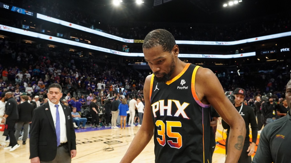Kevin Durant walking off court...