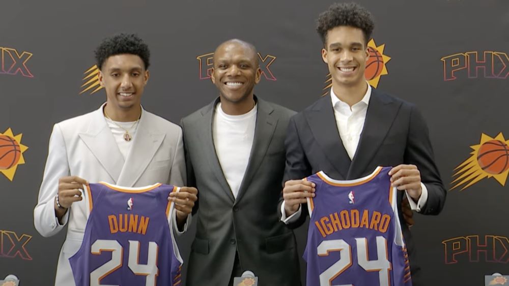 Suns' Ryan Dunn, Oso Ighodaro flash versatility in Summer League debuts